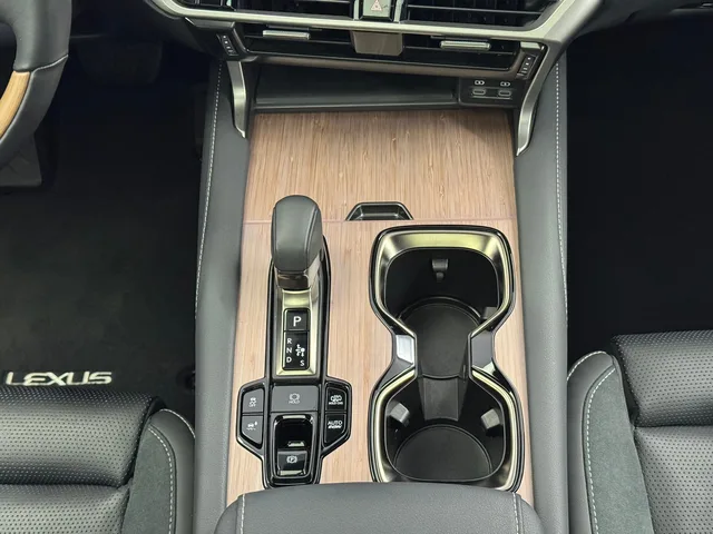 LEXUS RX 450h+ Excellence AWD
