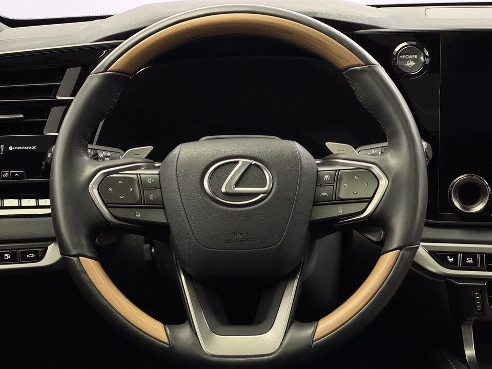 RX 450h+ Excellence AWD