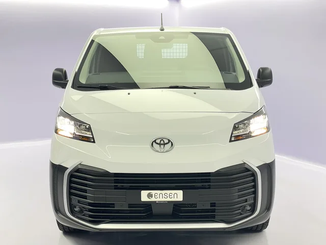 TOYOTA PROACE Van L1 2.0 D Advanced