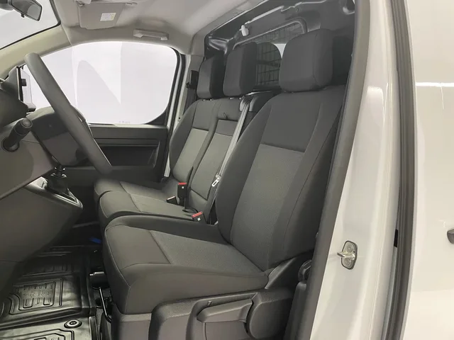 TOYOTA PROACE Van L1 2.0 D Advanced