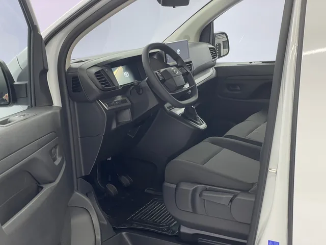 TOYOTA PROACE Van L1 2.0 D Advanced