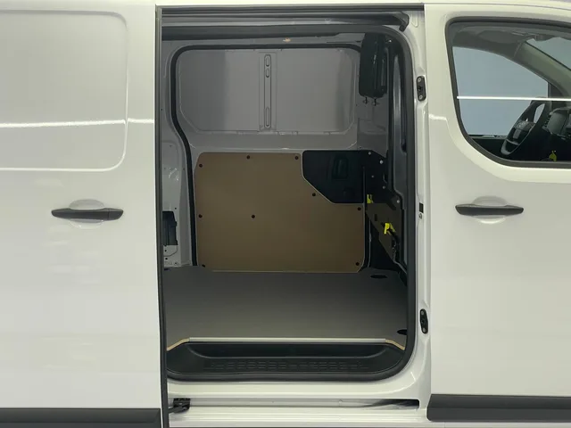 TOYOTA PROACE Van L1 2.0 D Advanced
