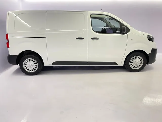 TOYOTA PROACE Van L1 2.0 D Advanced