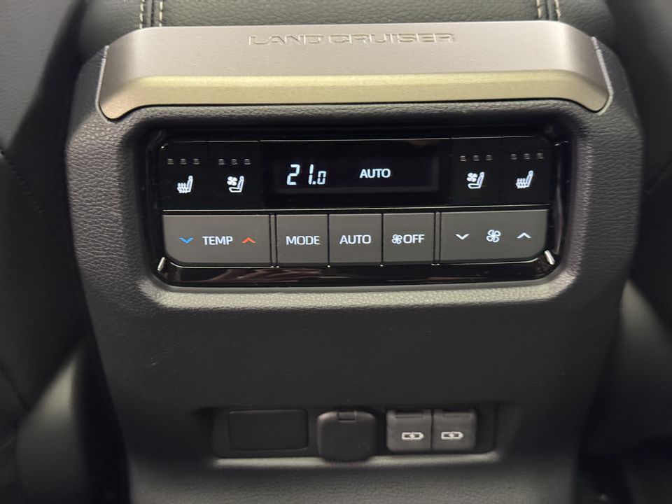 Land Cruiser 2.8 D 230 Invincible AWD