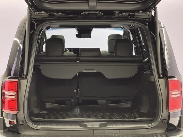TOYOTA Land Cruiser 2.8 D 230 Invincible AWD