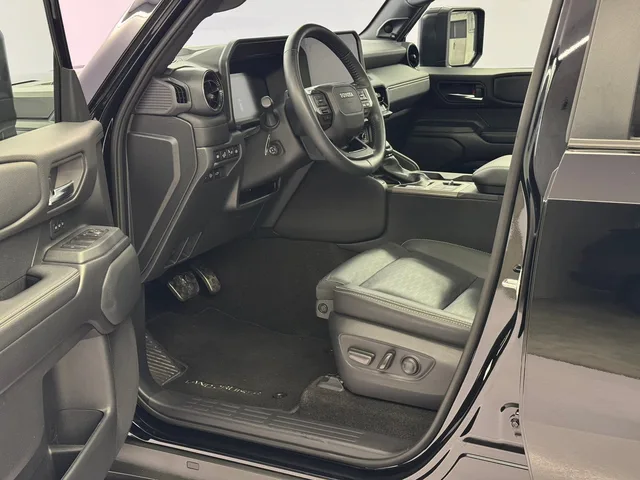 TOYOTA Land Cruiser 2.8 D 230 Invincible AWD