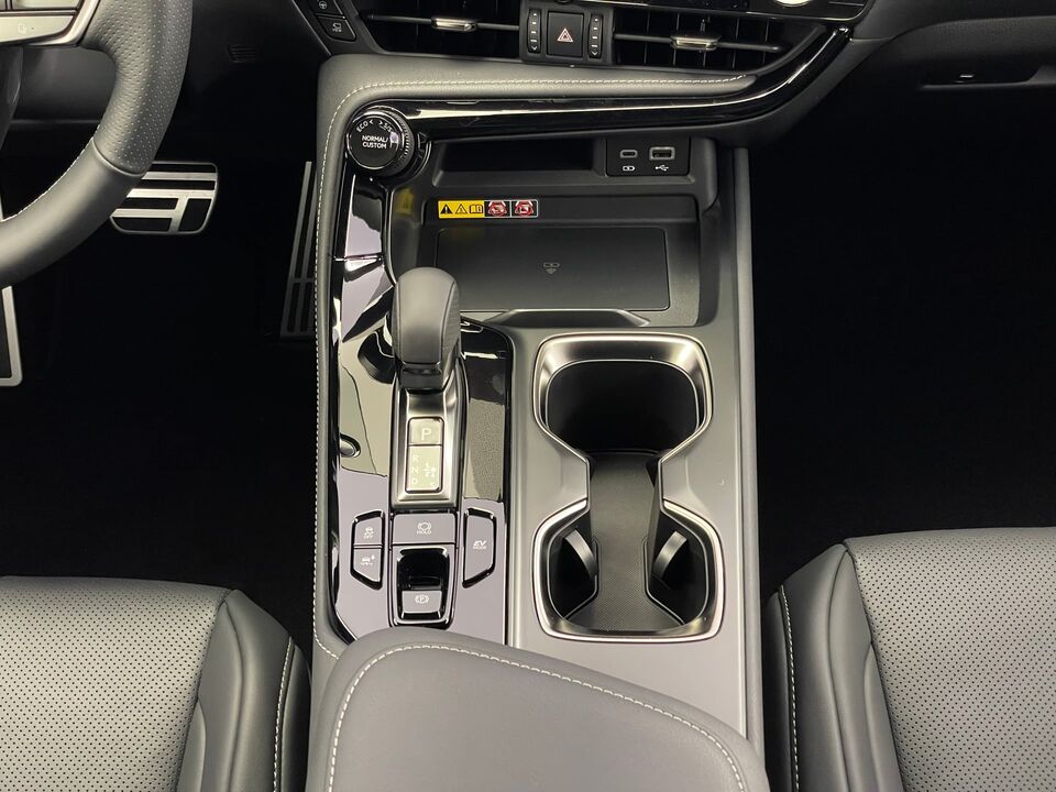 NX 350h F-Sport AWD