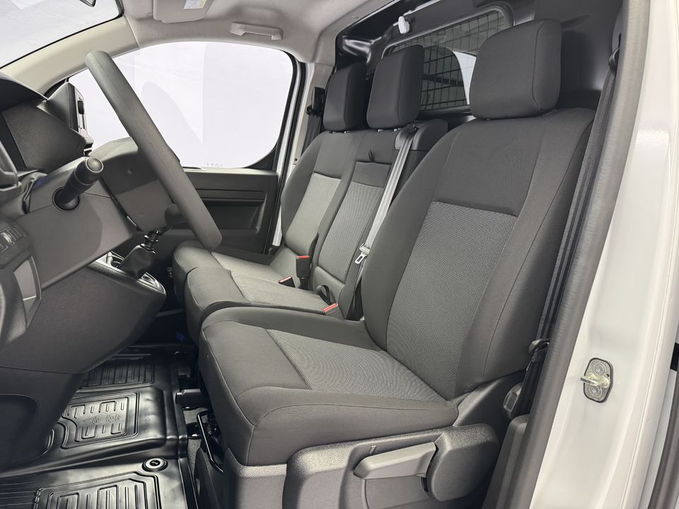 PROACE Van L1 1.5 D Active