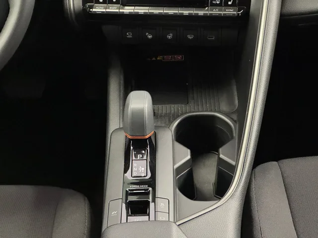 TOYOTA C-HR 2.0 HEV Trend 4x4