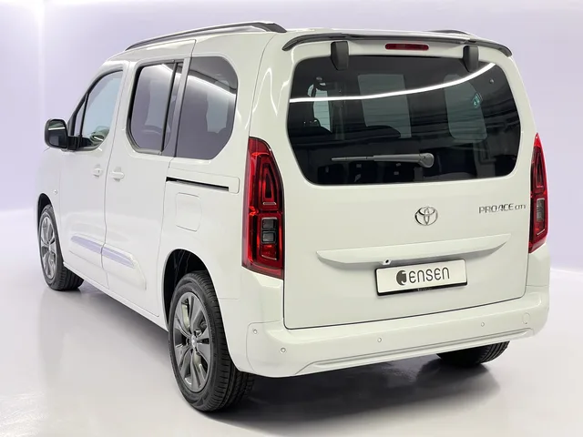 TOYOTA Proace City Verso L1 1.5 HDi 130 Style