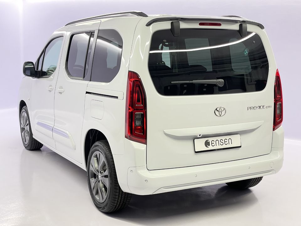 Proace City Verso L1 1.5 HDi 130 Style