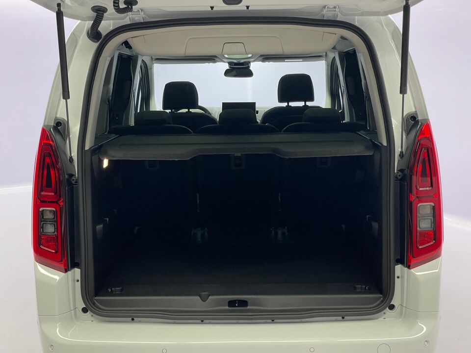 Proace City Verso L1 1.5 HDi 130 Style