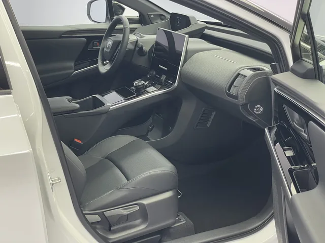 TOYOTA bZ4X Premium
