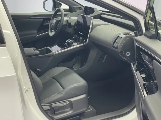 TOYOTA bZ4X Premium