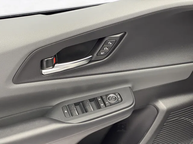TOYOTA Prius 2.0 Plug-in-Hybrid Premium