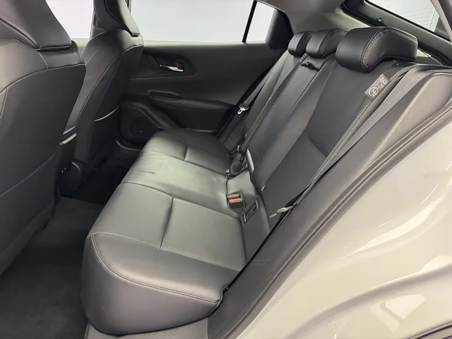TOYOTA Prius 2.0 Plug-in-Hybrid Premium