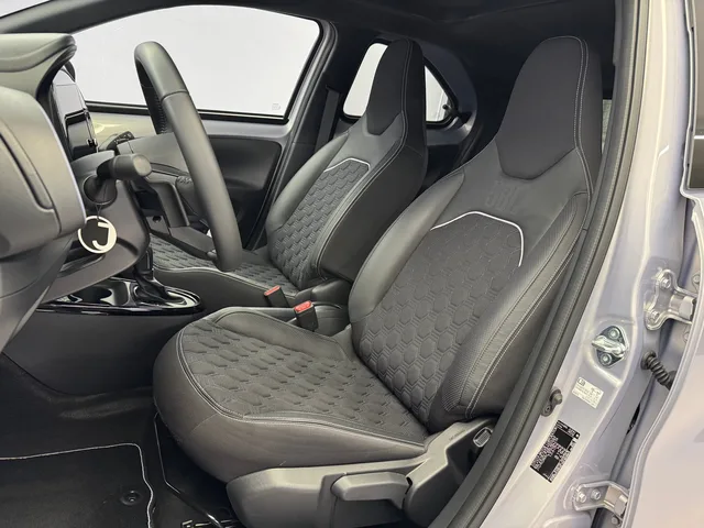 TOYOTA Aygo X 1.0 VVT-i JBL Edition