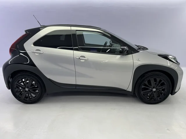 TOYOTA Aygo X 1.0 VVT-i JBL Edition