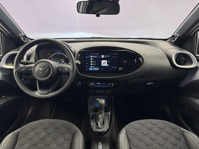 TOYOTA Aygo X 1.0 VVT-i JBL Edition