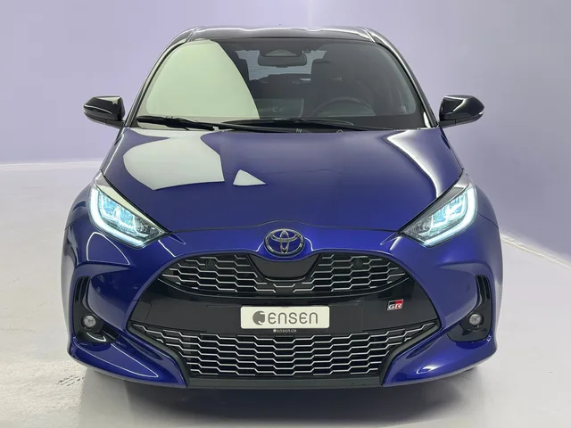 TOYOTA Yaris 1.5 VVT-i HSD GR Sport