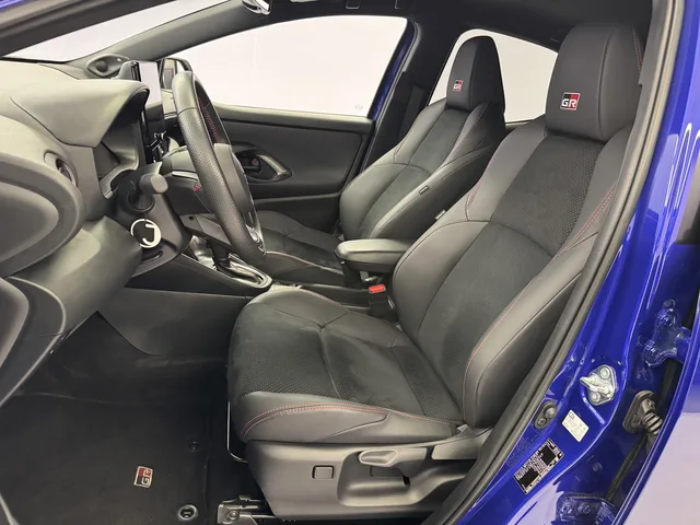 TOYOTA Yaris 1.5 VVT-i HSD GR Sport