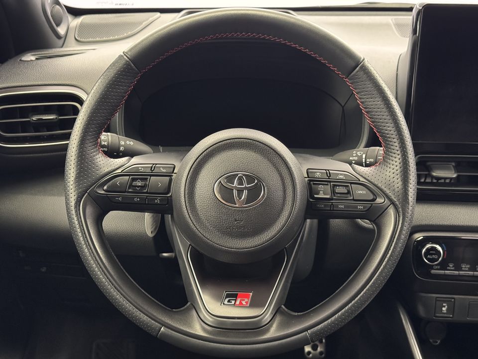 Yaris 1.5 VVT-i HSD GR Sport