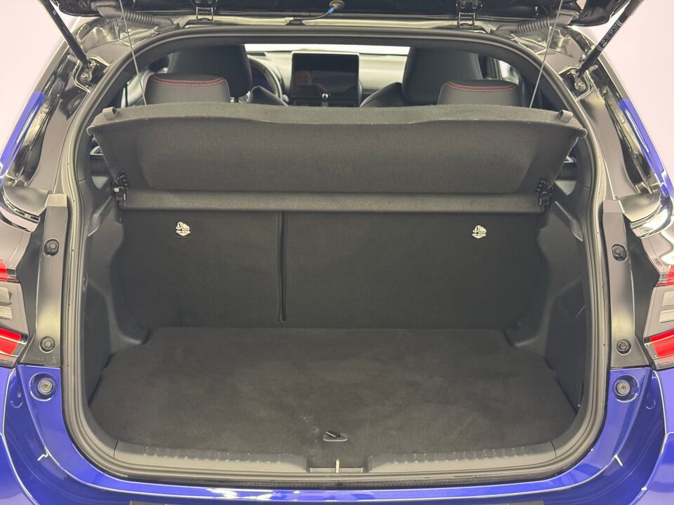 Yaris 1.5 VVT-i HSD GR Sport