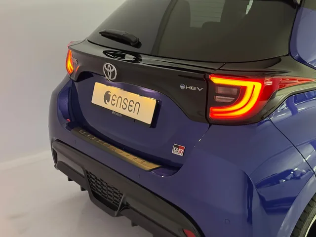 TOYOTA Yaris 1.5 VVT-i HSD GR Sport