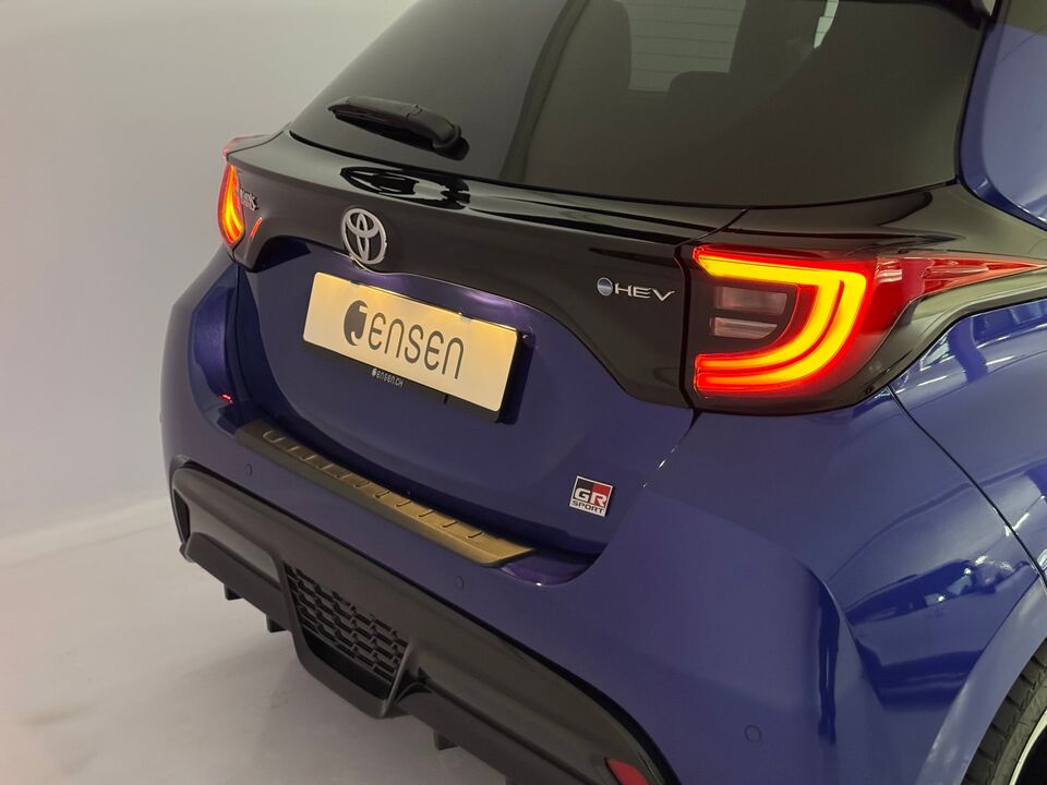 Yaris 1.5 VVT-i HSD GR Sport
