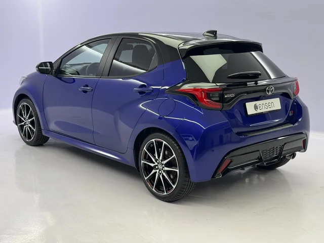 TOYOTA Yaris 1.5 VVT-i HSD GR Sport