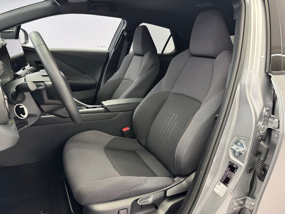 C-HR 2.0 PHEV Swiss Edition