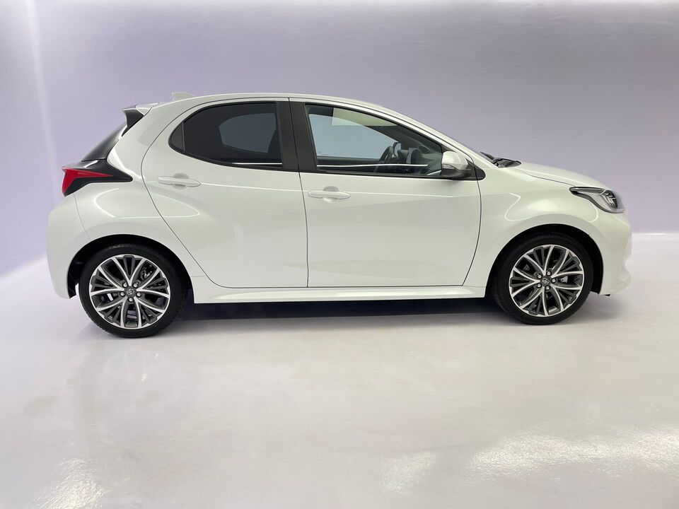 Yaris 1.5 VVT-i HSD Premium