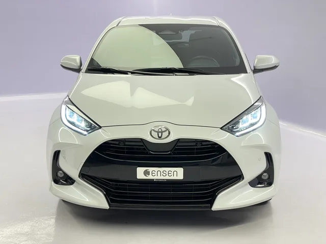 TOYOTA Yaris 1.5 VVT-i HSD Premium