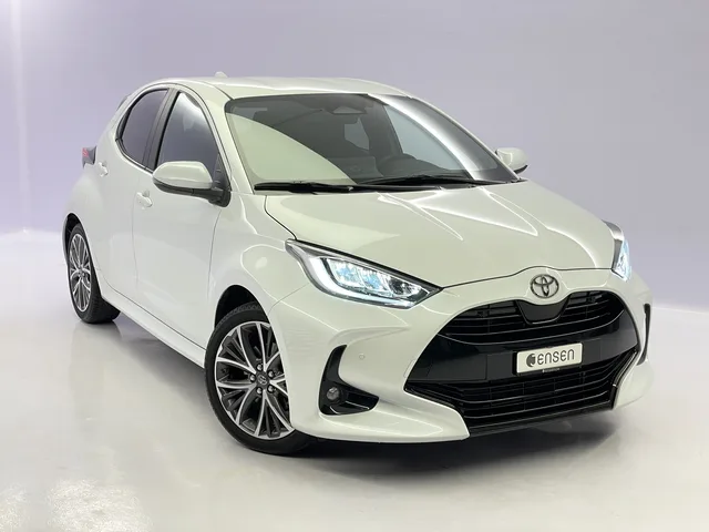 TOYOTA Yaris 1.5 VVT-i HSD Premium