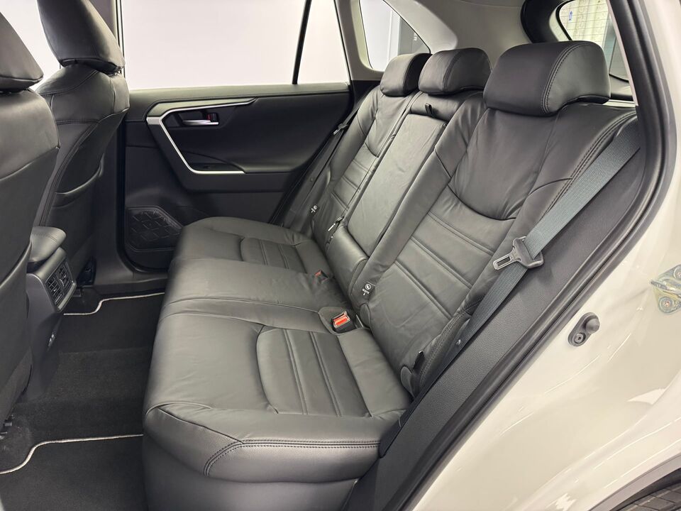 RAV4 2.5 HEV Comfort AWD-i