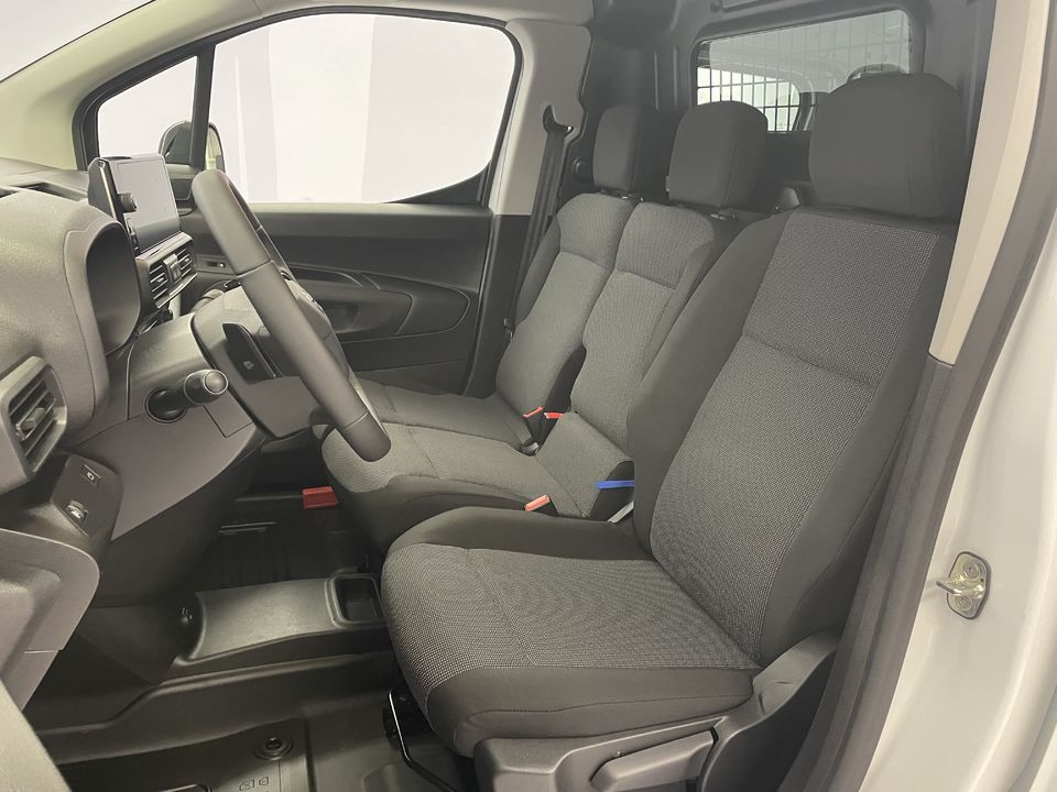 PROACE CITY Van L1 52KWh Active