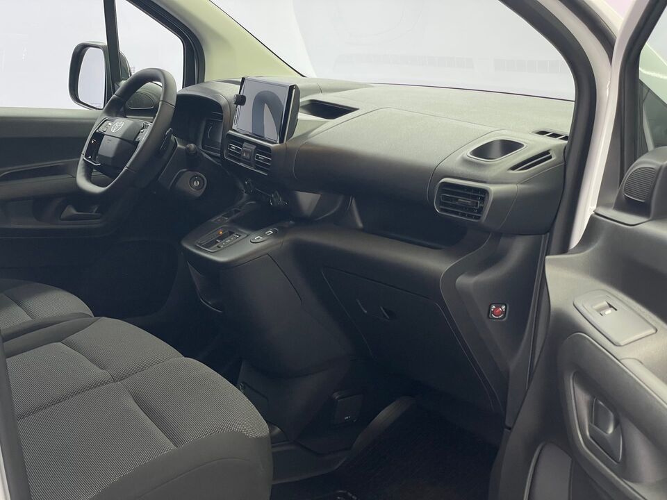 PROACE CITY Van L1 52KWh Active