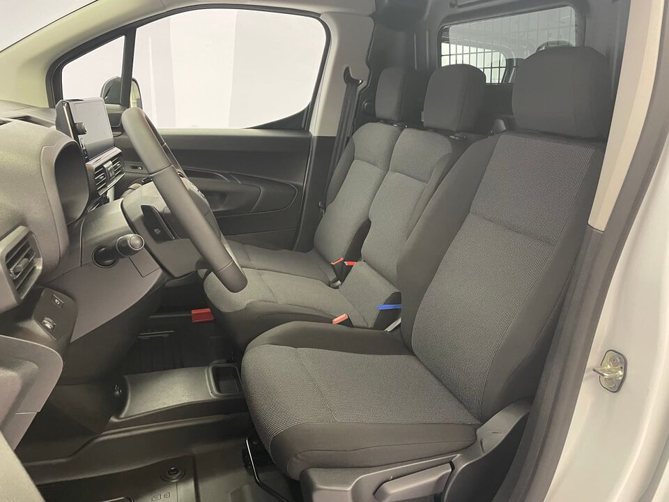 PROACE CITY Van L1 52KWh Active