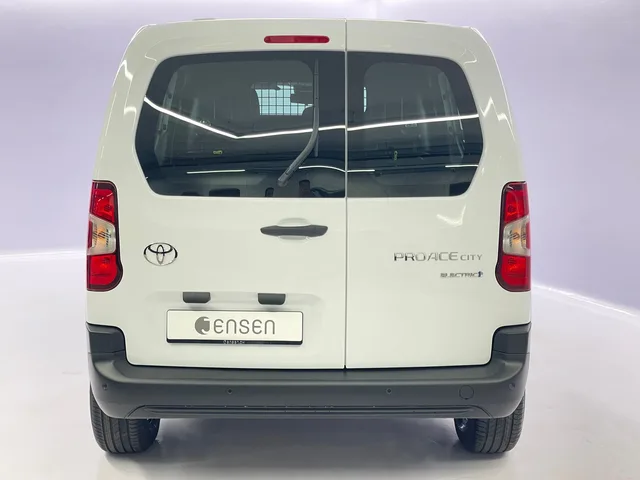 TOYOTA PROACE CITY Van L1 52KWh Active