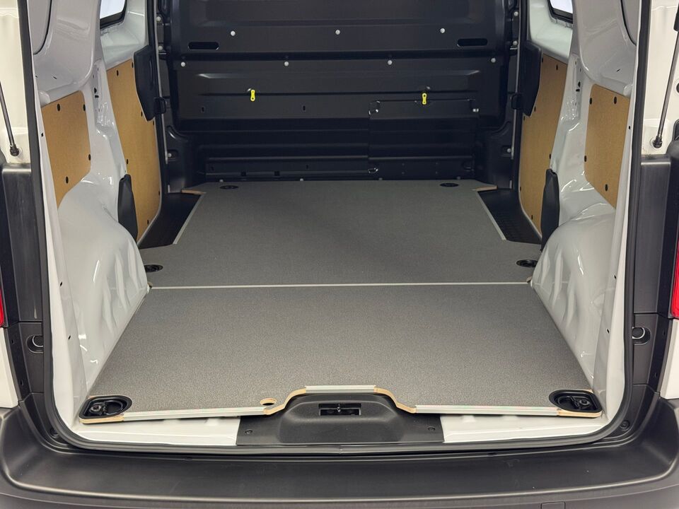 PROACE Van L1 2.0 D Active
