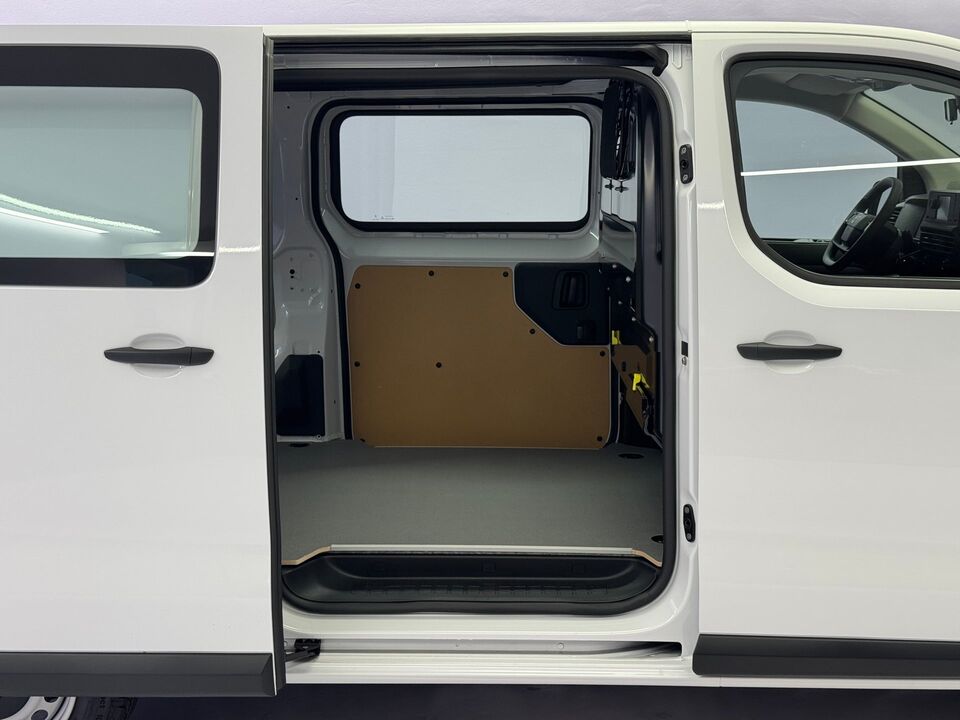 PROACE Van L1 2.0 D Active