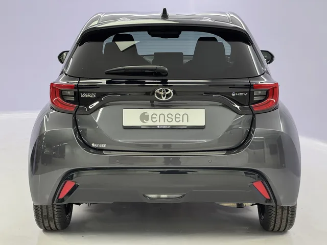 TOYOTA Yaris 1.5 VVT-i HSD Premium