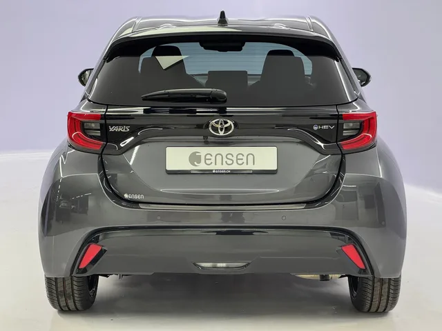 TOYOTA Yaris 1.5 VVT-i HSD Premium