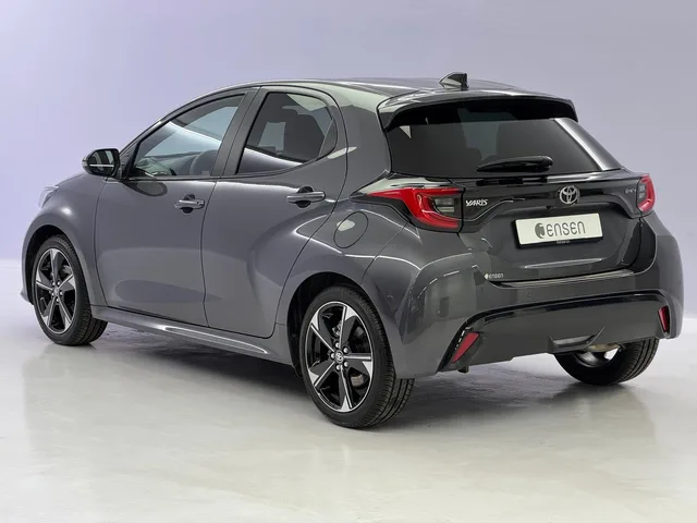 TOYOTA Yaris 1.5 VVT-i HSD Premium