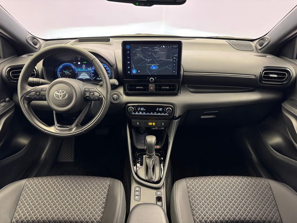 Yaris 1.5 VVT-i HSD Premium