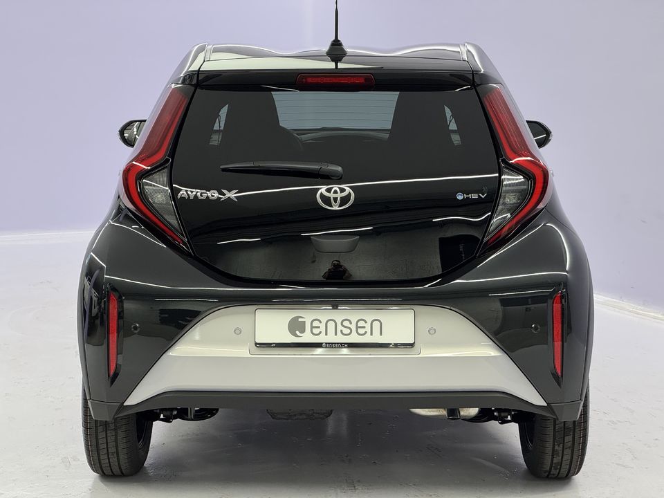 Aygo X 1.5 VVT-i HSD Trend