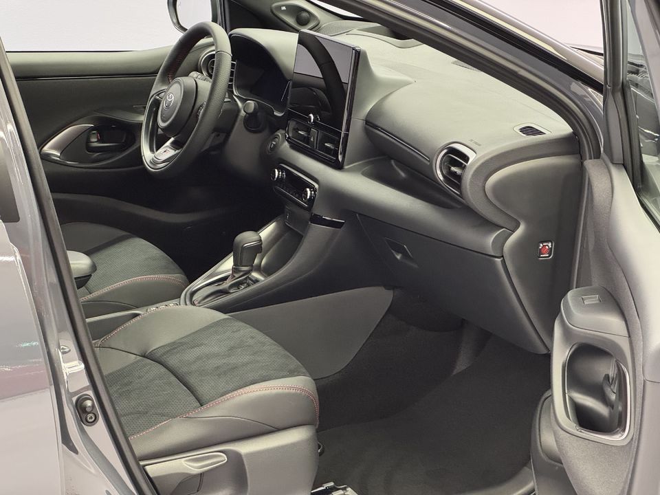 Yaris 1.5 VVT-i HSD GR Sport