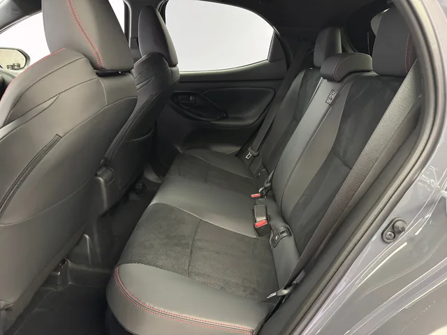TOYOTA Yaris 1.5 VVT-i HSD GR Sport