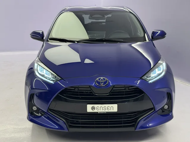 TOYOTA Yaris 1.5 VVT-i HSD Trend