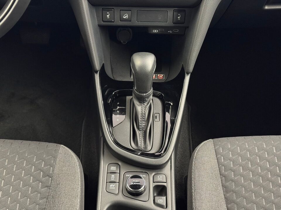 Yaris Cross 1.5 VVT-i HSD Trend AWD-i